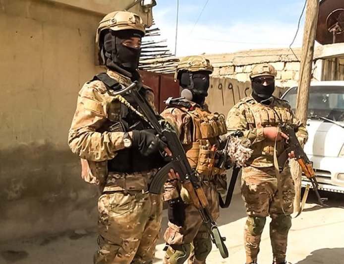 القبض على 40 مشتبهاً بانتمائهم لخلايا داعش حصيلة عملية قسد الأمنية 