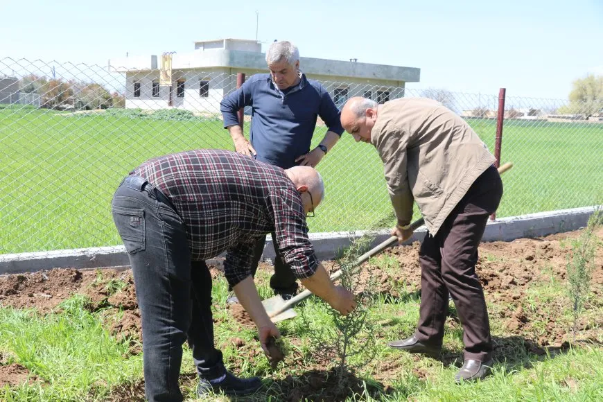 فعاليات بيئية وثقافية وفنية بمناسبة ميلاد القائد عبد الله أوجلان