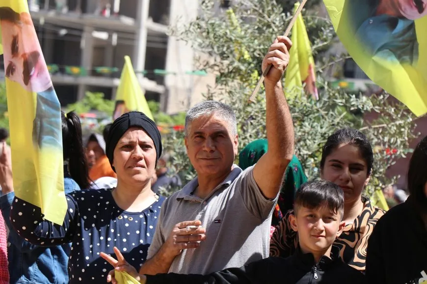 احتفالات مستمرة بميلاد القائد أوجلان