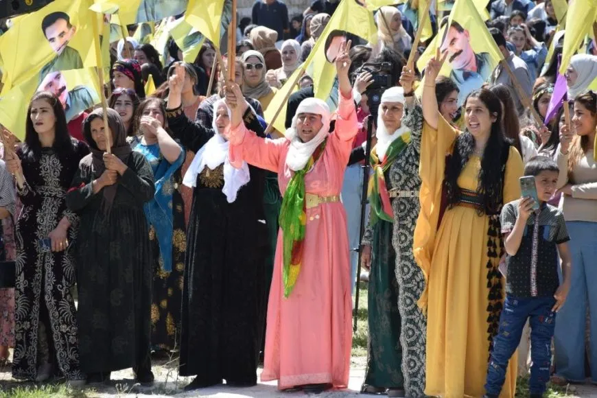 احتفالات مستمرة بميلاد القائد أوجلان