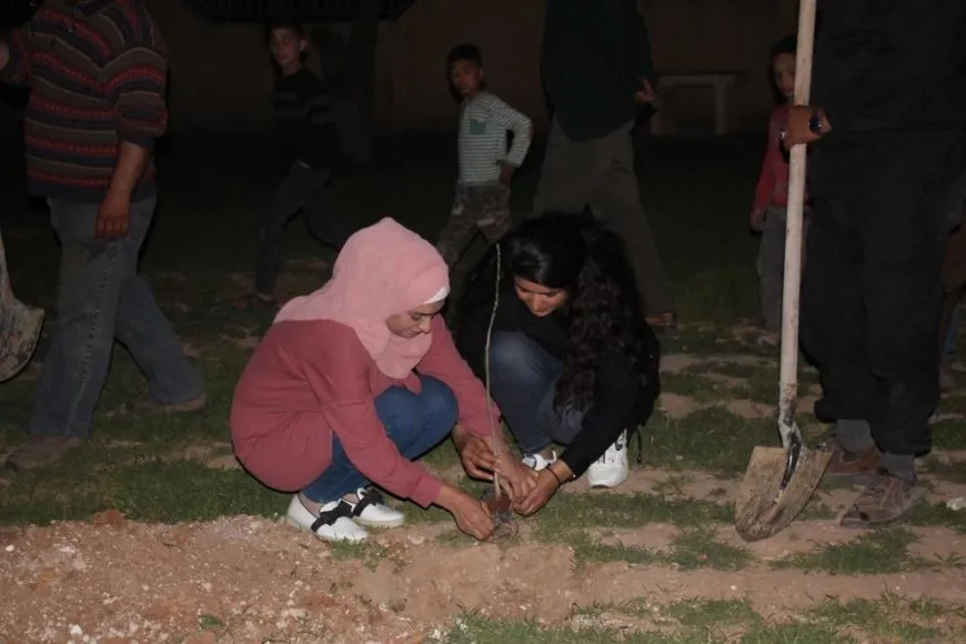 عشرات الالاف يحتفلون بميلاد القائد عبدالله أوجلان