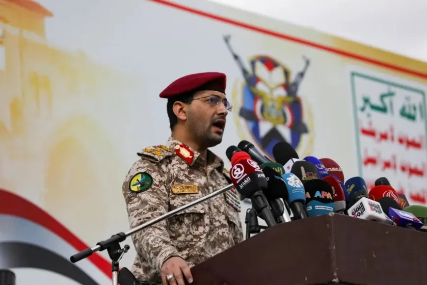 أنصار الله اليمنية تعلن استهداف سفن قبالة سواحل البلاد