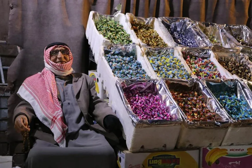اكتظاظ الأسواق في إقليم شمال وشرق سوريا مع اقتراب عيد الفطر