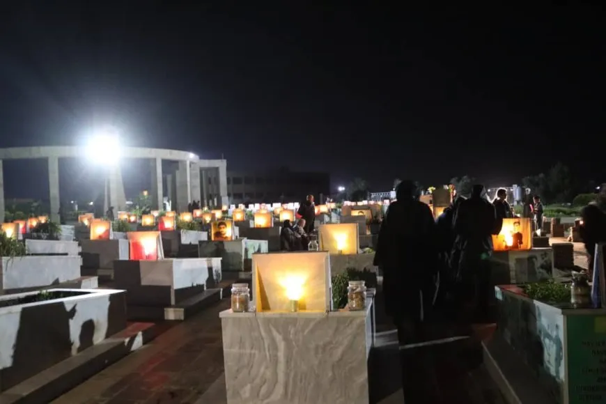 عشية عيد الفطر إيقاد الشموع على أضرحة الشهداء