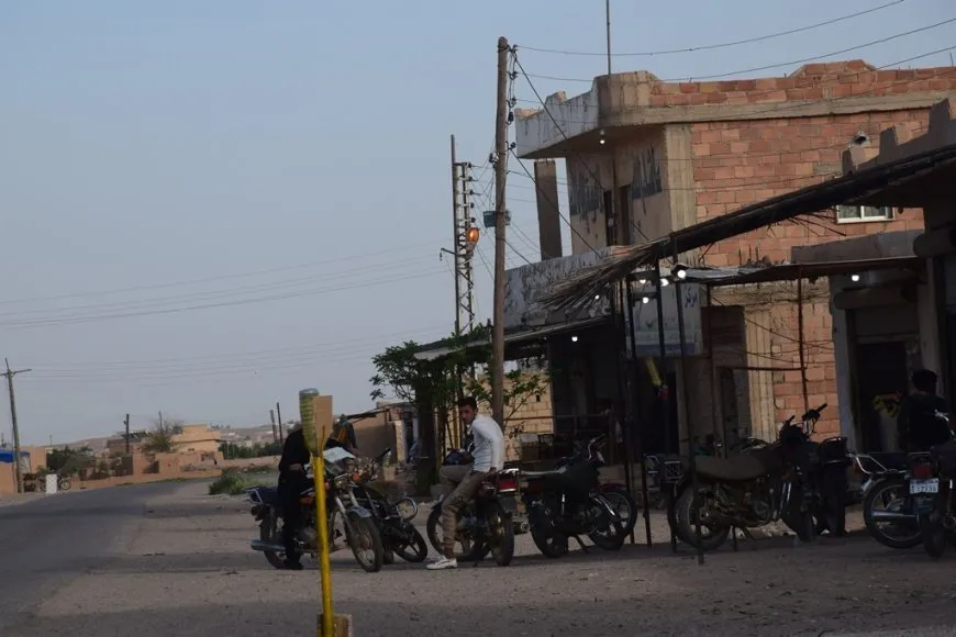 إعادة الكهرباء لناحية الشدادي ودعوة لحماية الأبراج من حالات التعدّي