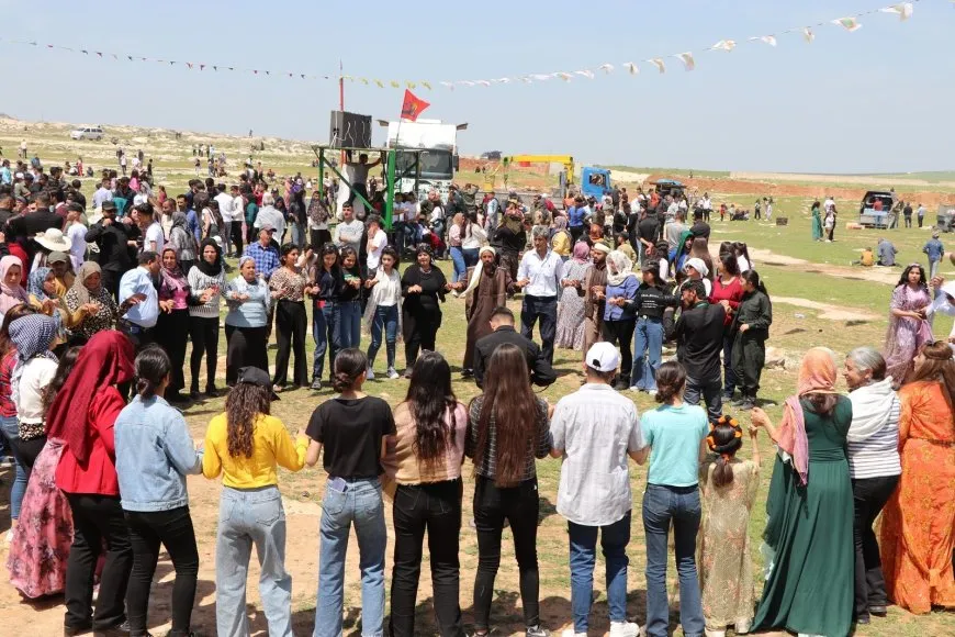 الاحتفال بعيد أربعاء بداية نيسان في الشهباء