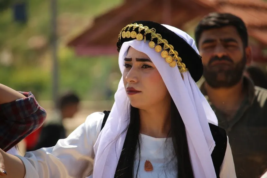 "العيد وسيلة لتعزيز الترابط المجتمعي وزيادة جمالية الفسيفساء السورية" 