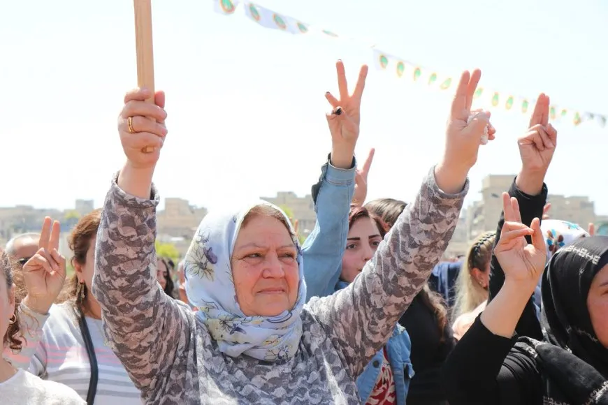 "العيد وسيلة لتعزيز الترابط المجتمعي وزيادة جمالية الفسيفساء السورية" 