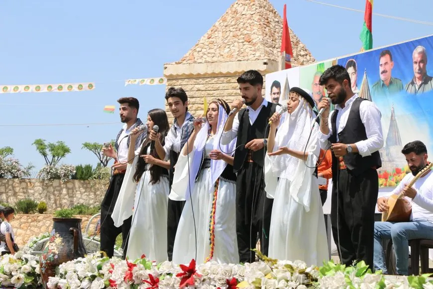 "العيد وسيلة لتعزيز الترابط المجتمعي وزيادة جمالية الفسيفساء السورية" 
