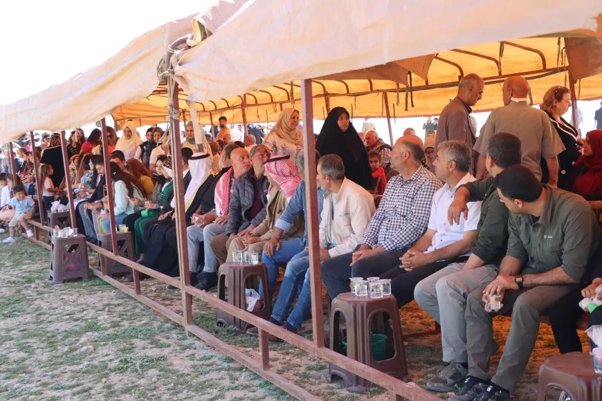 "العيد وسيلة لتعزيز الترابط المجتمعي وزيادة جمالية الفسيفساء السورية" 