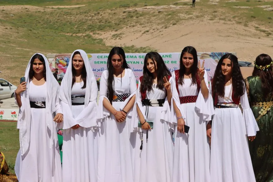 "العيد وسيلة لتعزيز الترابط المجتمعي وزيادة جمالية الفسيفساء السورية" 