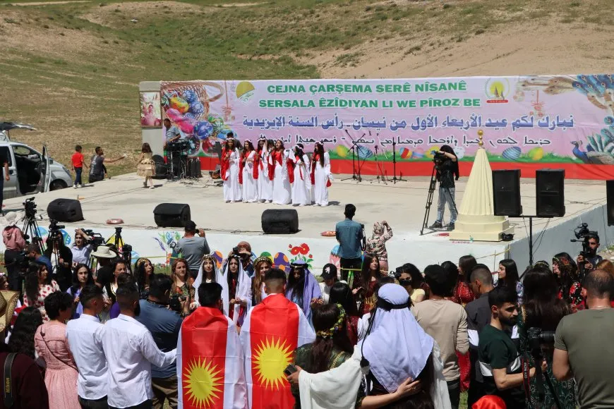 "العيد وسيلة لتعزيز الترابط المجتمعي وزيادة جمالية الفسيفساء السورية" 