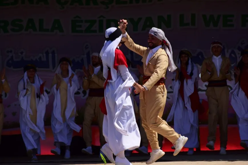إيزيديو مقاطعة الجزيرة يحيون عيد الأربعاء الأحمر