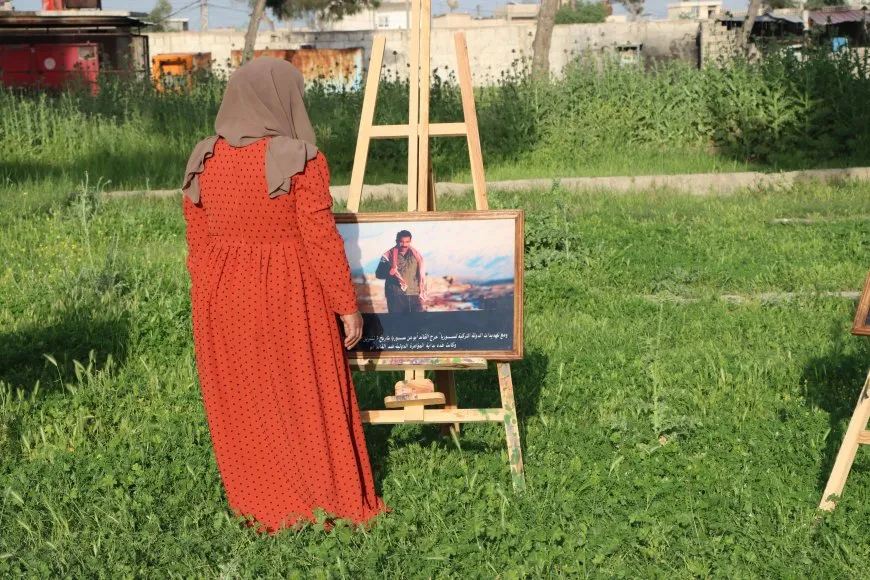 معرض لصور القائد عبد الله أوجلان في قامشلو