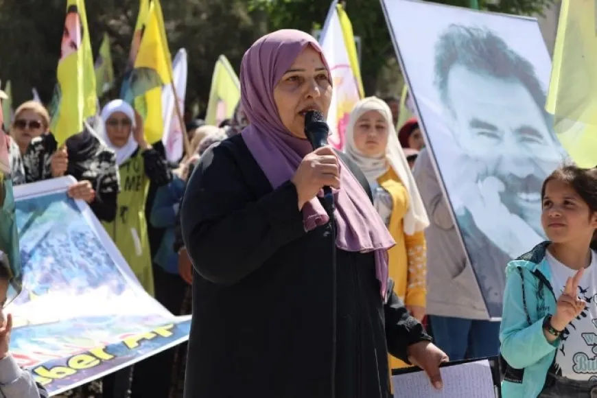 أهالي مقاطعة منبج يطالبون بالحرية الجسدية للقائد عبد الله أوجلان
