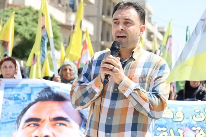أهالي مقاطعة منبج يطالبون بالحرية الجسدية للقائد عبد الله أوجلان