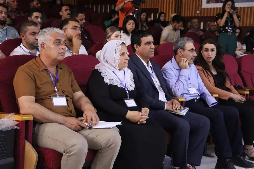 بدء أعمال اليوم الثاني للمؤتمر الأيكولوجي الأول في إقليم شمال وشرق سوريا