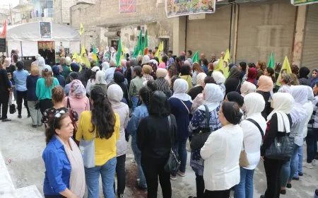 المئات يقدّمون واجب العزاء لذوي مقاتل قوات تحرير عفرين الشهيد دشتي