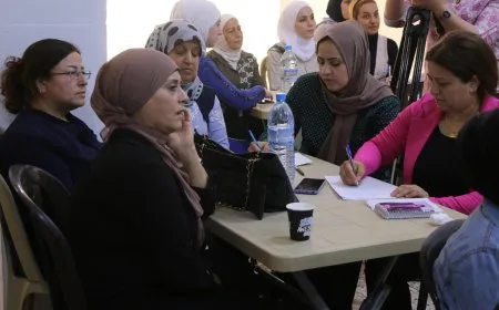 ورشة عمل لمناقشة آثار مواقع التواصل الافتراضي على المجتمع