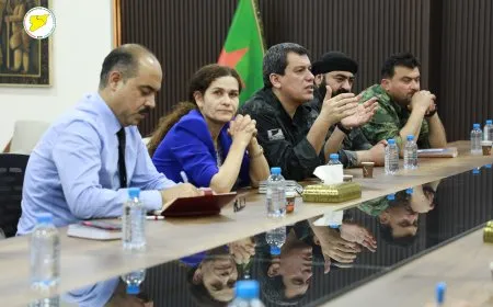 اجتماع موسع بين مسد وقسد والإدارة الذاتية