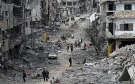 مقتل 10 بقصف إسرائيلي على عيادة طبية جنوب غزة