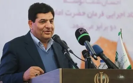 من هو محمد مخبر الذي يمنحه الدستور الرئاسة الإيرانية مؤقتاً؟