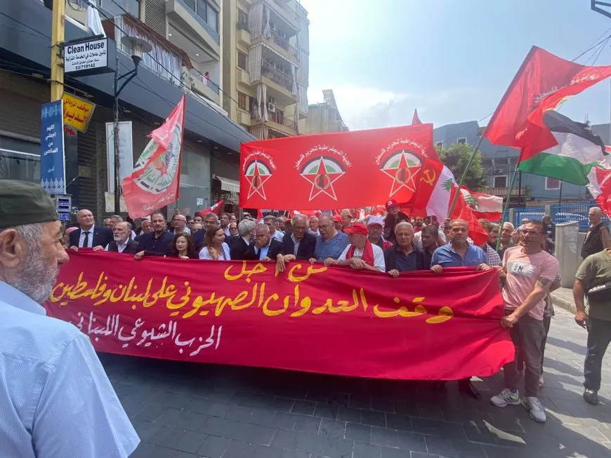 رفع شعار "Jin,Jiyan, Azadî" بمظاهرة في لبنان بمناسبة 1 أيار