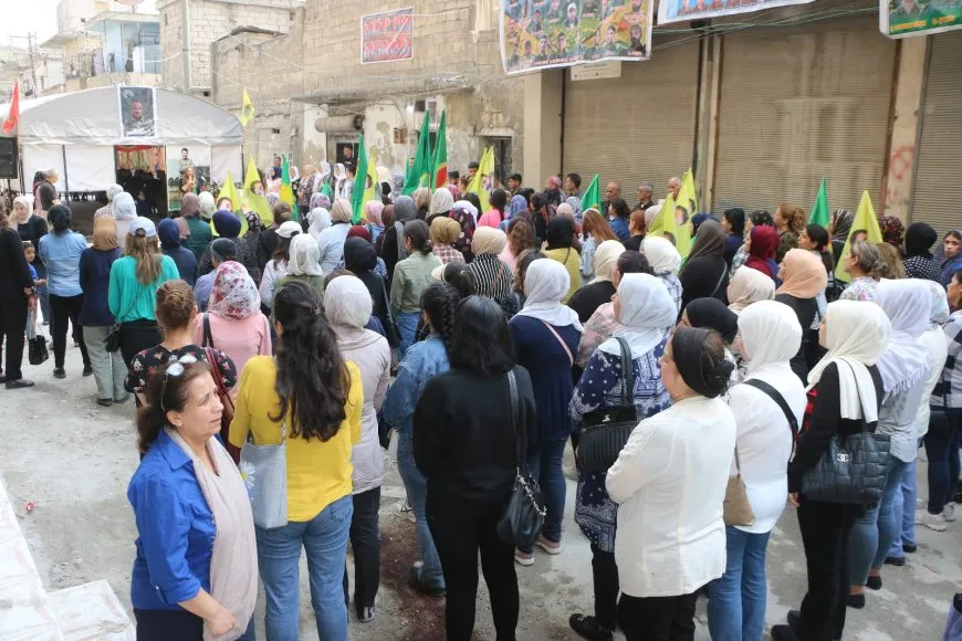 المئات يقدّمون واجب العزاء لذوي مقاتل قوات تحرير عفرين الشهيد دشتي