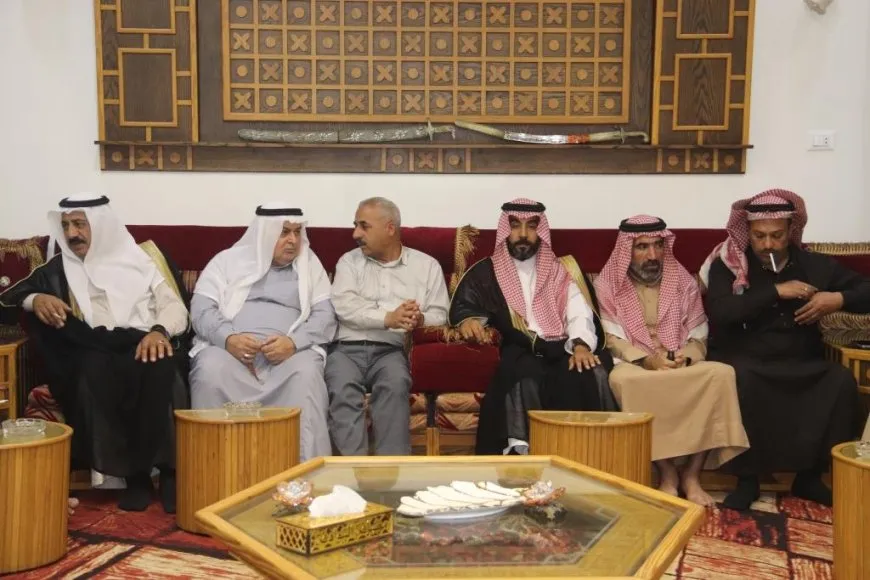 تسليم وثيقة المدينة المنورة لديوان الشيخ إبراهيم الحلاق