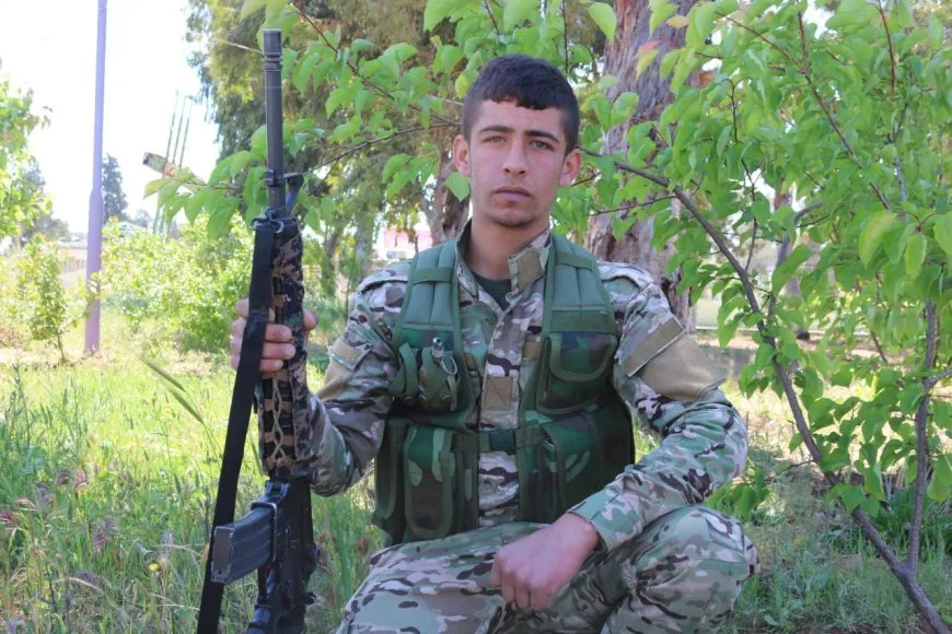 قسد تكشف سجلّ المقاتل قادر روجآفا