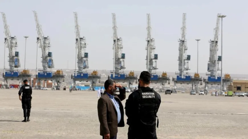 إيران والهند توقّعان اتفاقاً لعشرة أعوام لتطوير ميناء استراتيجي