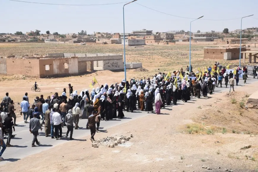 مسيرة للمطالبة بالحرية الجسدية للقائد عبدالله اوجلان في الشدادي