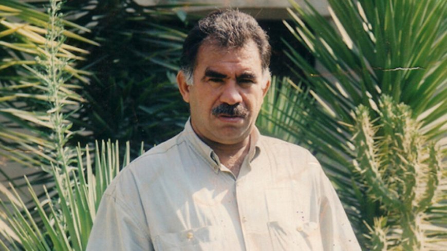Demanding physical freedom of leader Abdullah Ocalan between goal, situation