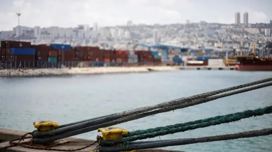 فصائل عراقية: استهدفنا ميناء حيفا بصاروخ كروز