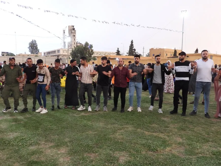 "تحالف الشعوب والنساء من أجل الحرية" يعرّف بمرشحيه وبرنامجه الانتخابي في الطبقة