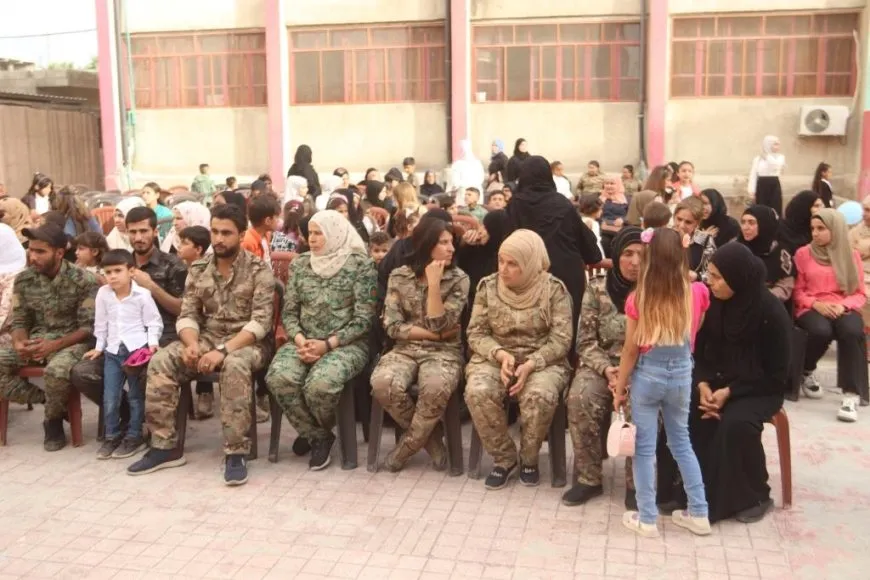 احتفالية لأطفال الشهداء في الرقة بمناسبة انتهاء العام الدراسي