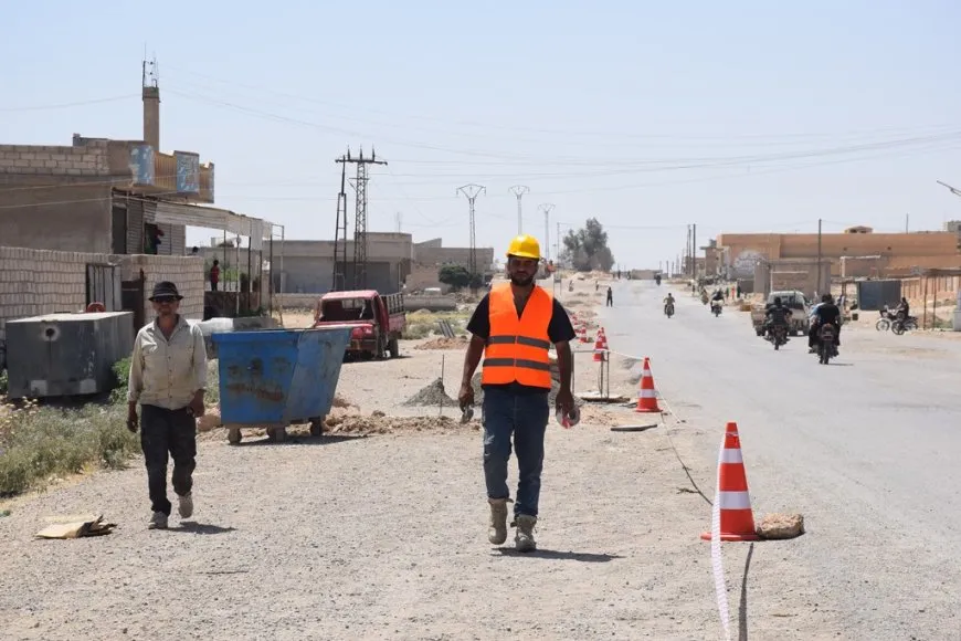 العمل على إنارة المدخل الجنوبي للشدادي