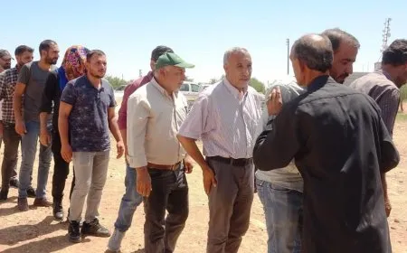 تقديم واجب العزاء لذوي الشهيد باهوز كوباني