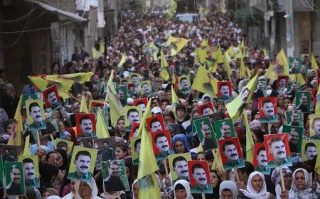حرية القائد عبد الله أوجلان مطلب للآلاف خلال تظاهرة في حلب