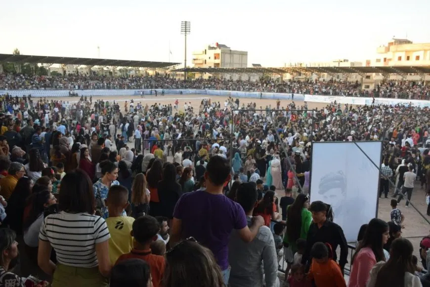 تخريج 250 طالباً من جامعة كوباني خلال حفل