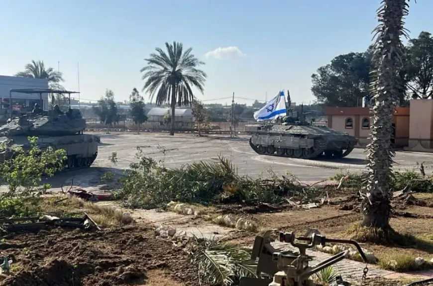 القاهرة تطالب بانسحاب الجيش الإسرائيلي من معبر رفح