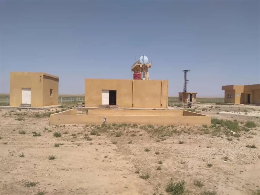 تعبيد الطرق من منبج إلى ديرك 