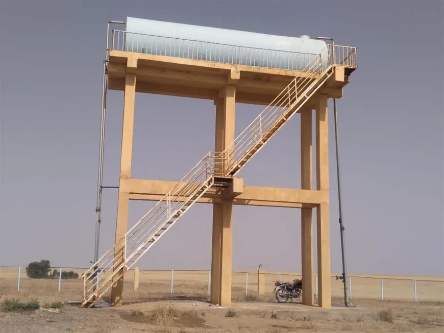 تعبيد الطرق من منبج إلى ديرك 