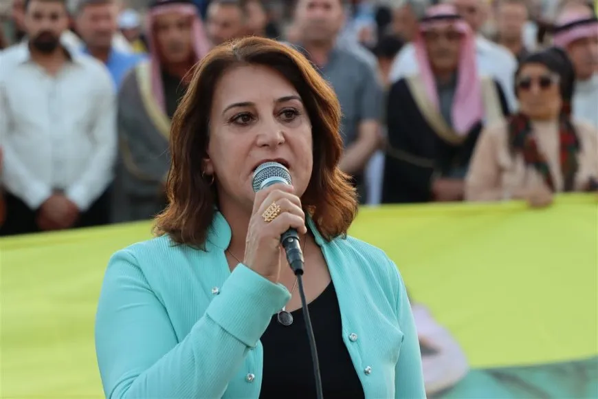 خلال مسيرة جماهيرية حاشدة.. المئات ينددون بالعزلة ويحيون مقاومة إمرالي