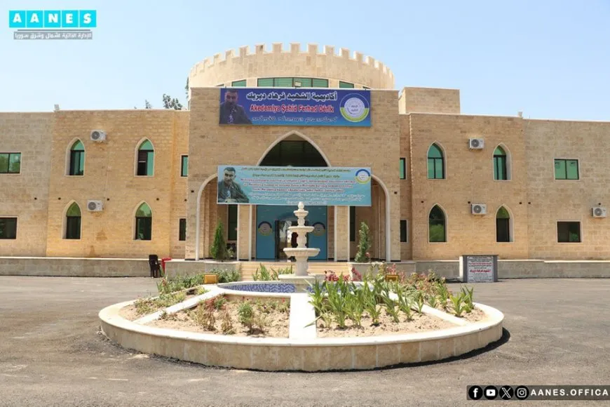 بعد يوم من افتتاح أكاديمية الشهيد فرهاد ديرك.. بدء أولى الدورات التدريبية