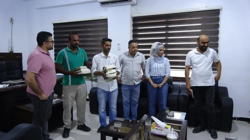 في يومه الثاني توزيع 700 كتاب من مجلدات القائد عبدالله أوجلان