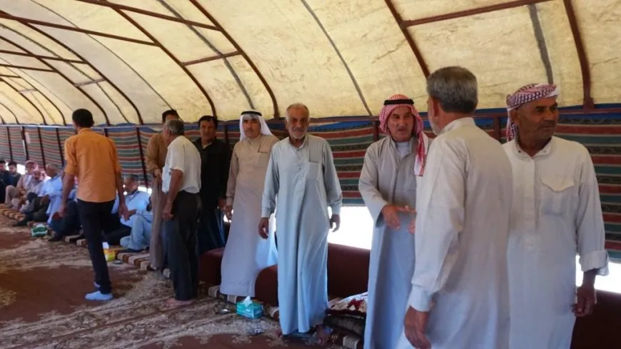 تقديم واجب العزاء لذوي مقاتل قسد إسماعيل الخلف