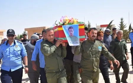 جثمان عضو لقوى الأمن الداخلي يوارى الثرى في الشدادي 
