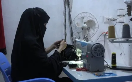 ورش صغيرة مصدر رزق العديد من النساء