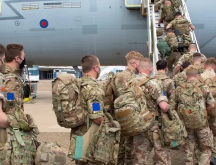بريطانيا تعلن تعزيز قواتها المسلحة لمواجهة تهديدات "الرباعية القاتلة"